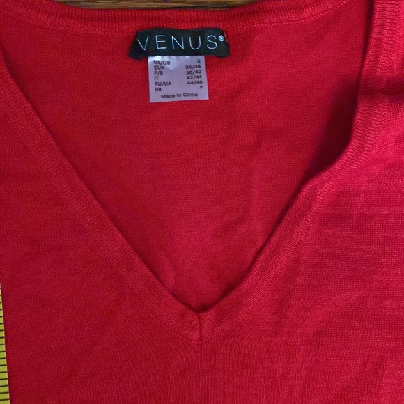 NWOT Venus Small Red See Through Chiffon Balloon Long Sleeve Banded Sweater - Picture 7 of 8